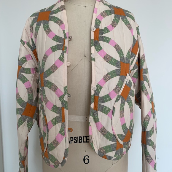Quilted Fall Buttoned Jacket - Picture 3 of 5